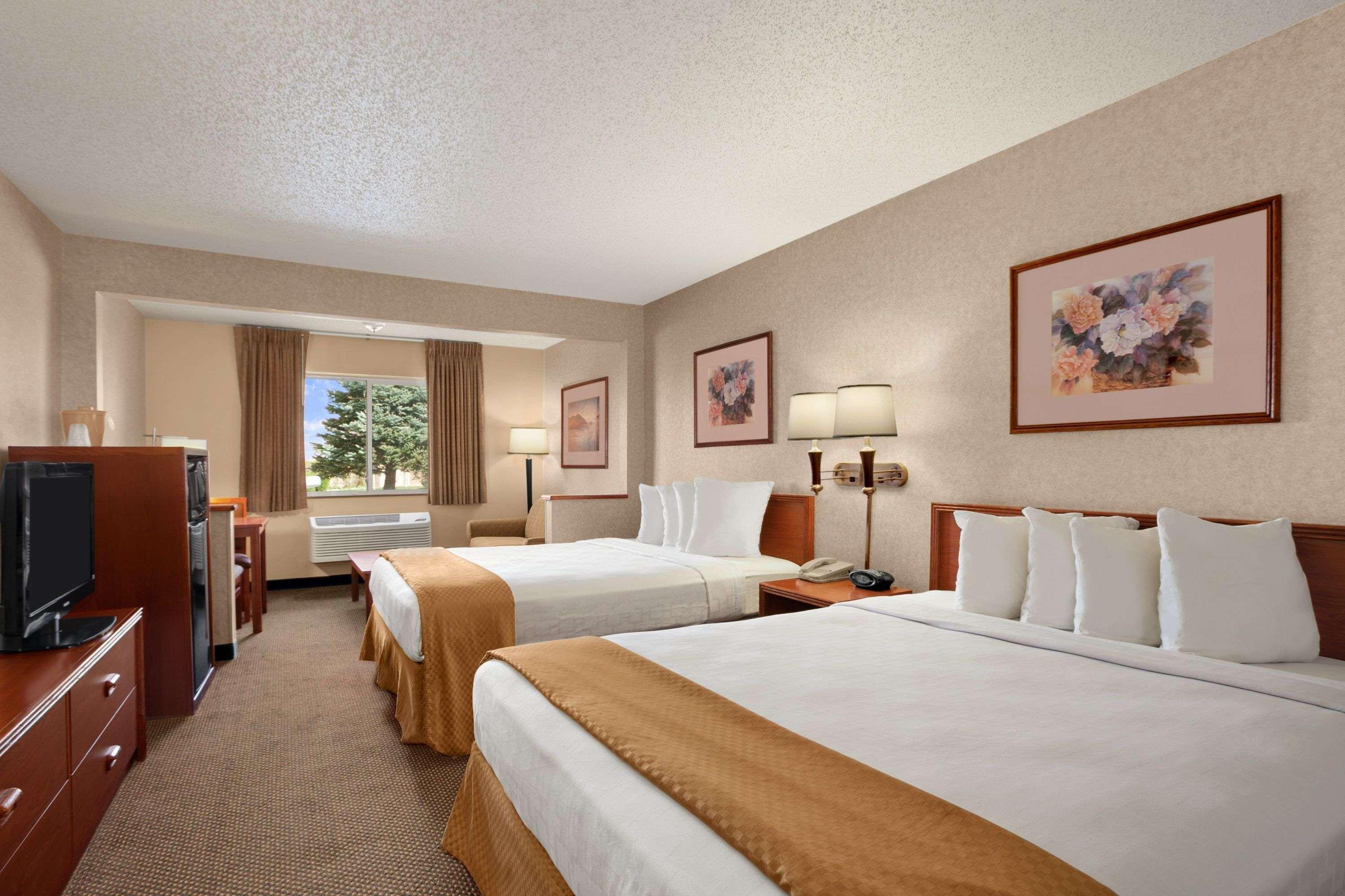 Baymont By Wyndham Golden/Red Rocks Hotel Lakewood Exterior photo